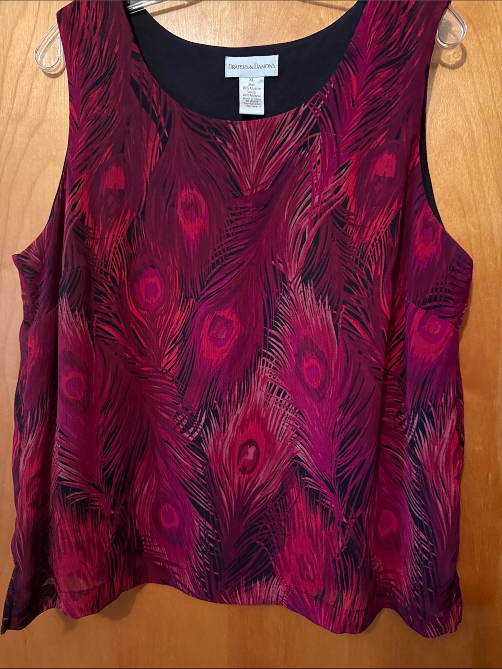 Women's Sleeveless Red-Purple Feather Print Top